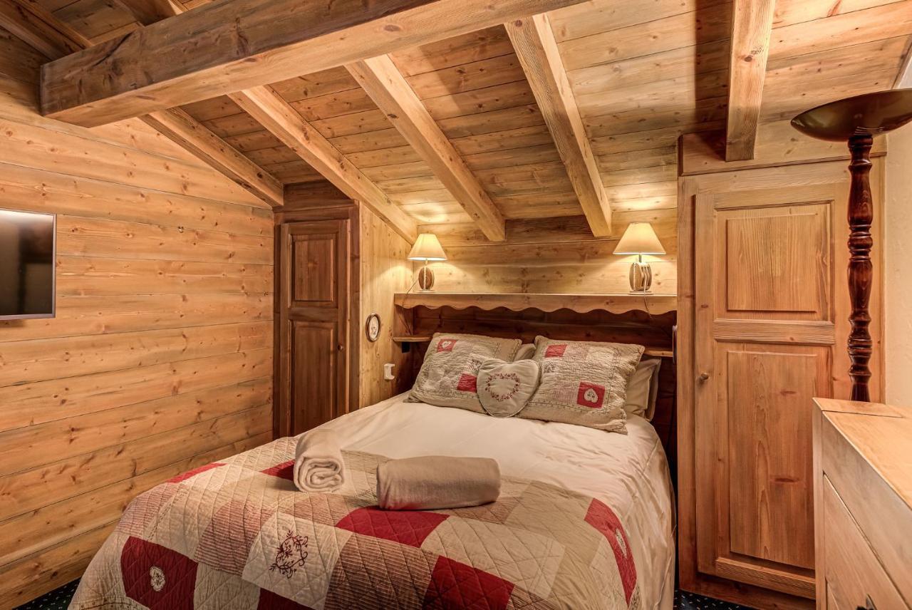 Chalet Blackbushe - Traditional Chalet - Alpes Travel - Sleeps 4-6 Les Houches Exterior photo